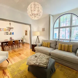  Appartement Luxury Vintage With The Comforts Of At The Centre, Next To Marquês De Pombal