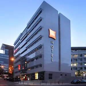 Ibis Parque Nacoes ליסבון