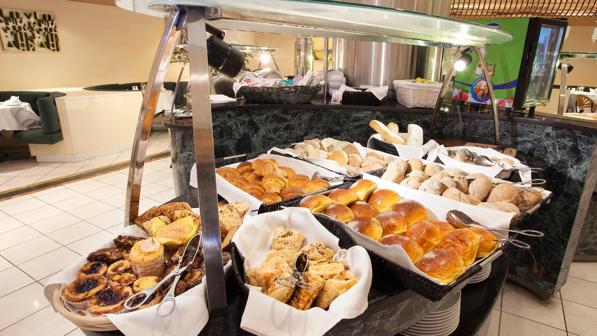 **** Hotel Holiday Inn Lisbon-Continental By Ihg Portugal