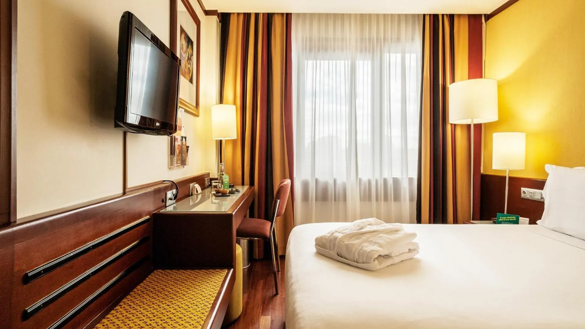 Holiday Inn Lisbon-Continental By Ihg 4*, Lisbon Portugal