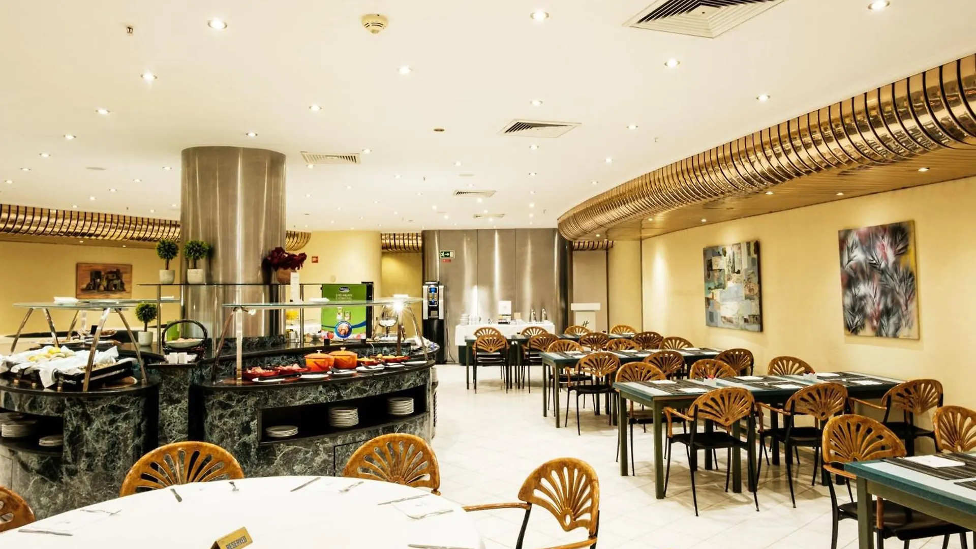 Hotel Holiday Inn Lisbon-Continental By Ihg