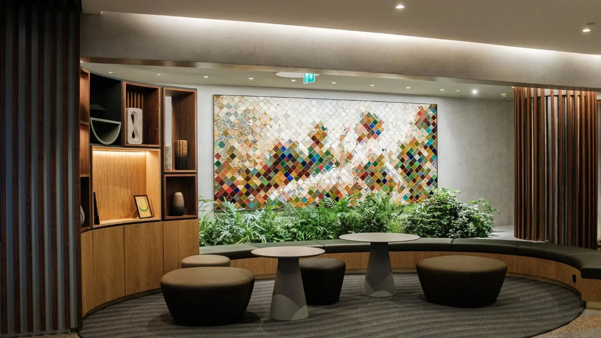 Hotel Holiday Inn Lisbon-Continental By Ihg