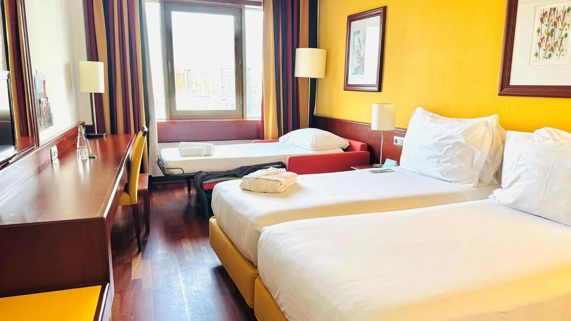 Hotel Holiday Inn Lisbon-Continental By Ihg