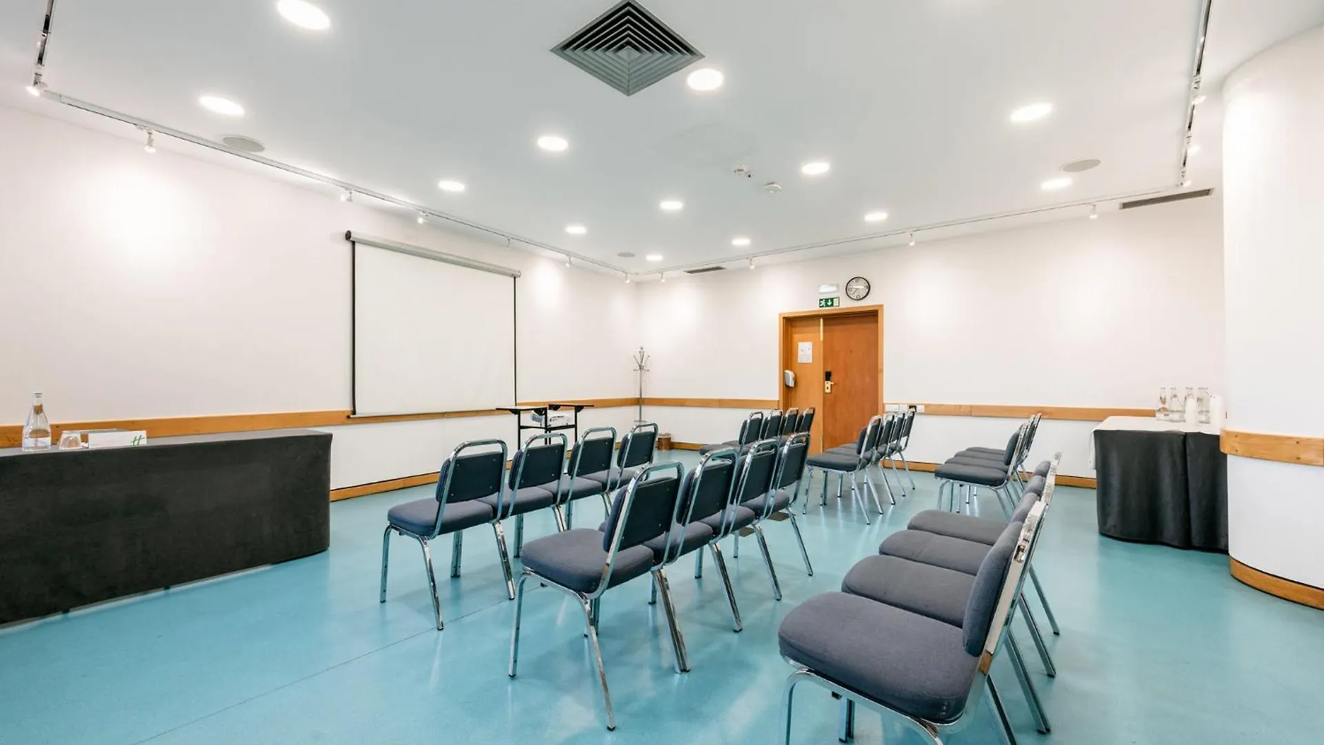 Hotel Holiday Inn Lisbon-Continental By Ihg