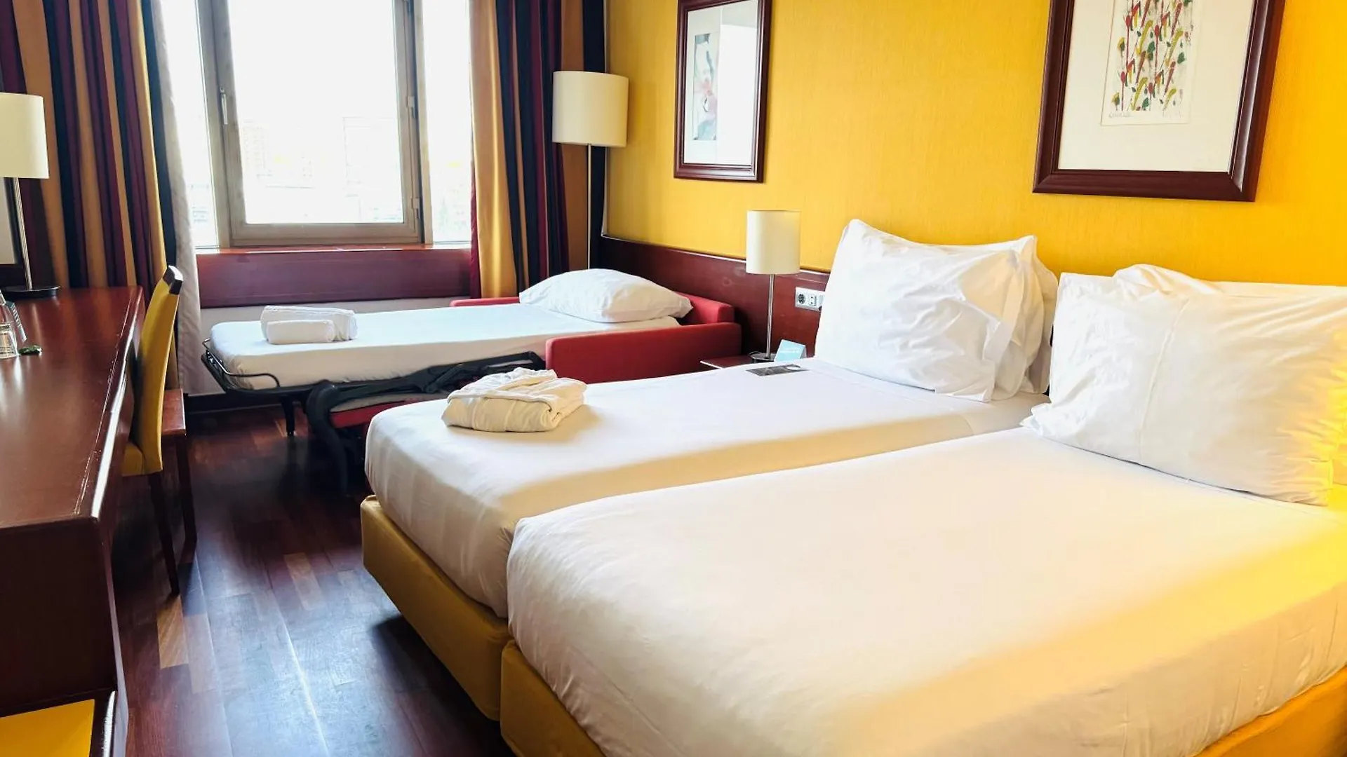 Holiday Inn Lisbon-Continental By Ihg Hotel Lisbon